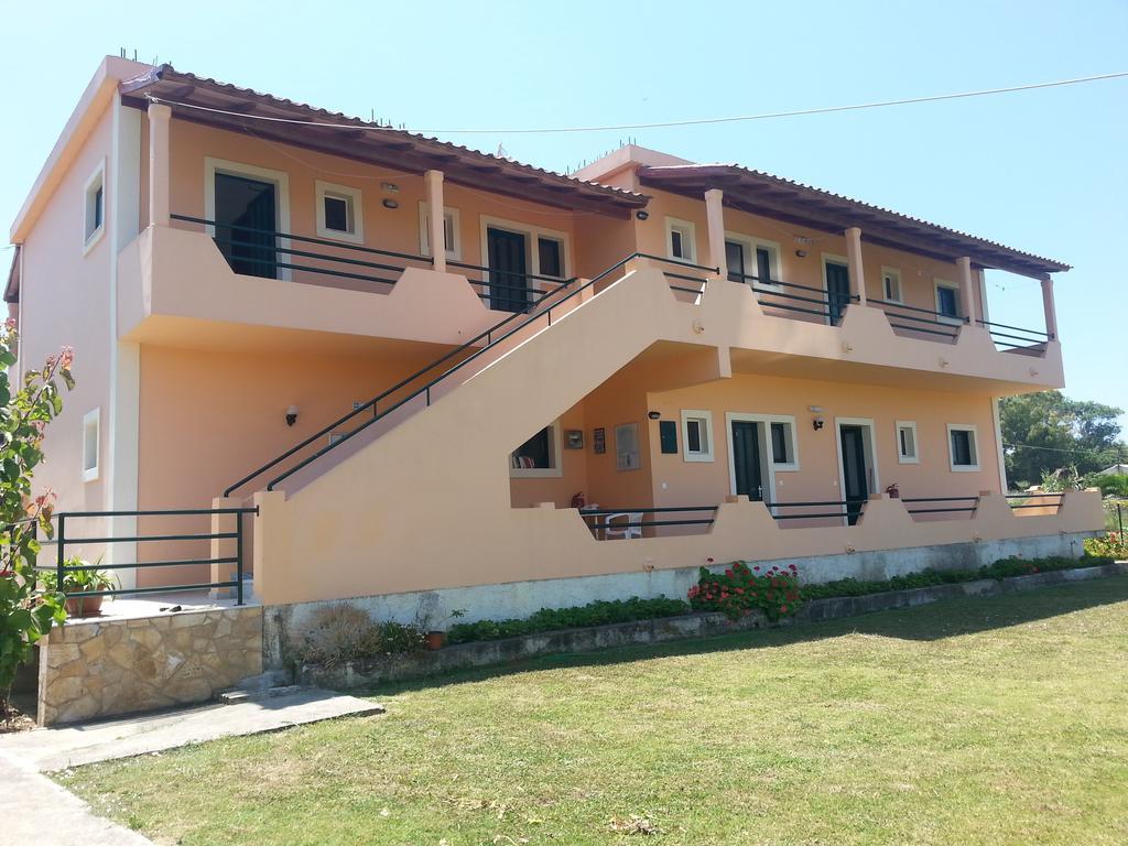 Feakes Apartments Arillas  Exterior photo